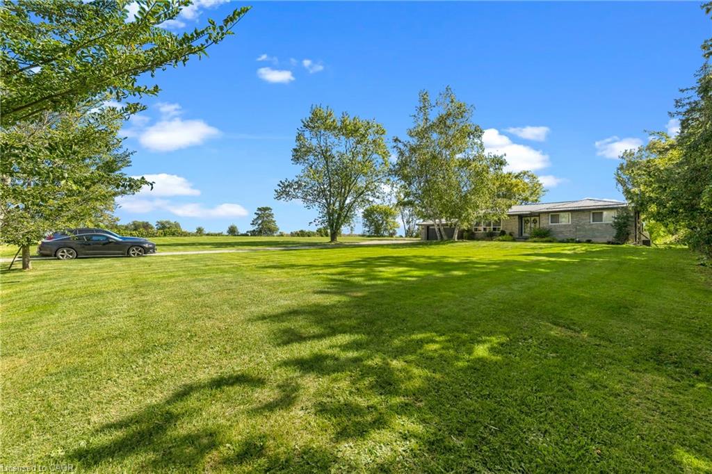 380 Haldimand Trail Property Photo 2