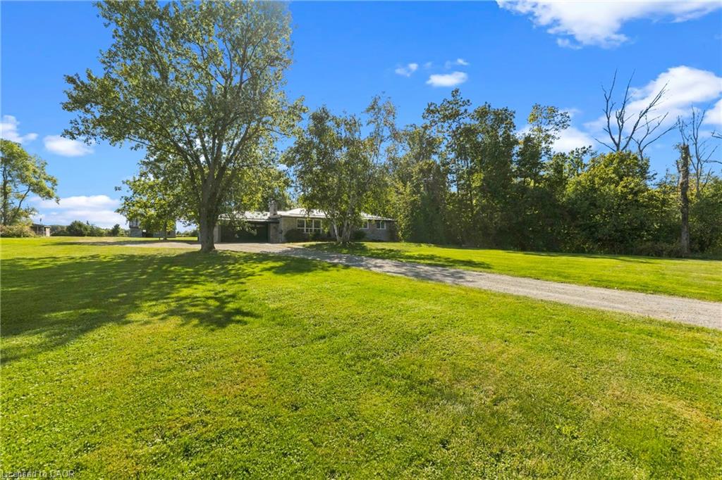380 Haldimand Trail Property Photo 4