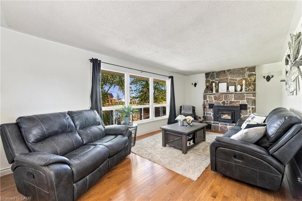 380 Haldimand Trail Property Photo 12