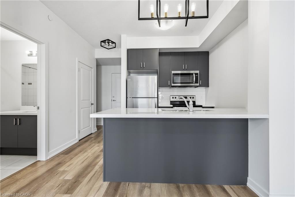 425-5055 Greenlane Road Property Photo 5