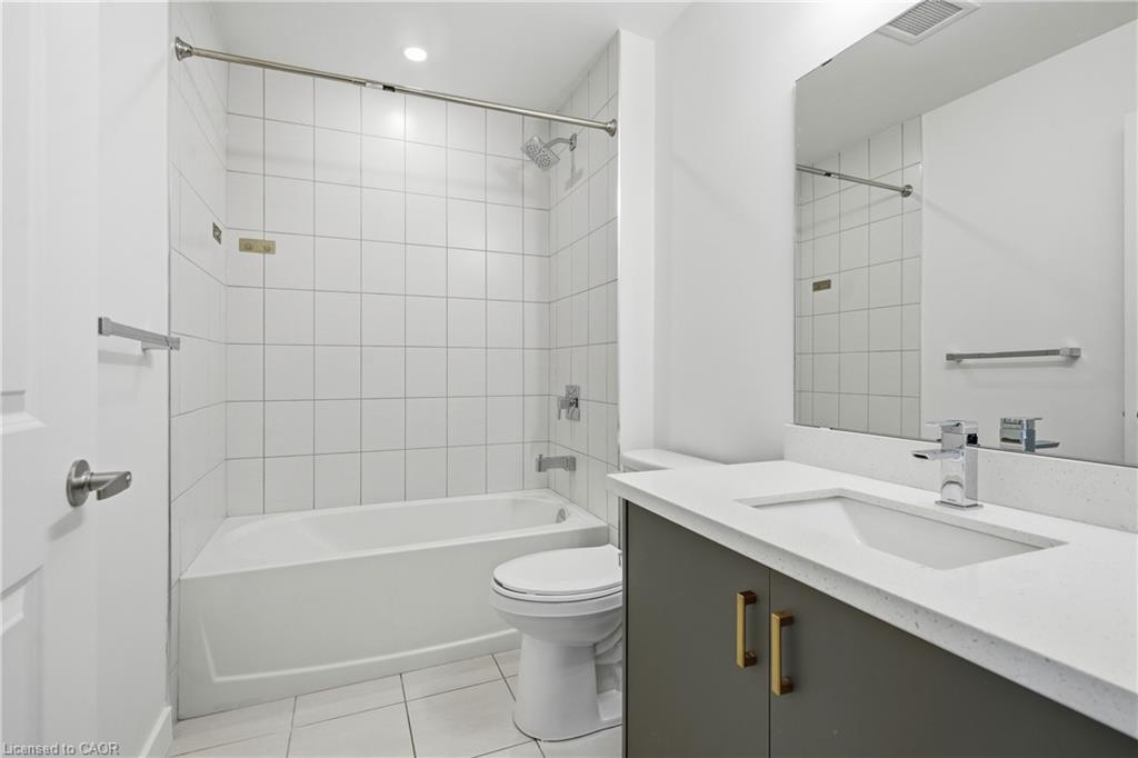 425-5055 Greenlane Road Property Photo 18