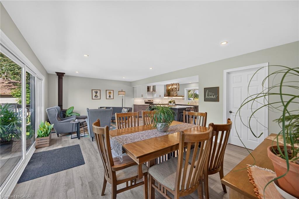8105 Leeming Road Property Photo 8