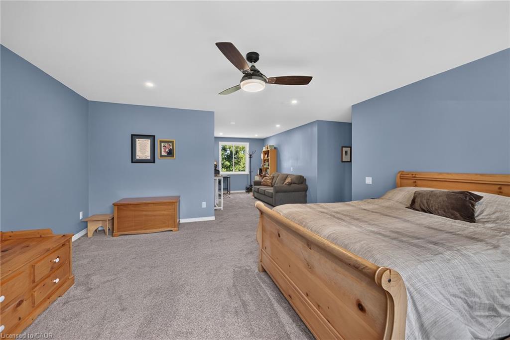 8105 Leeming Road Property Photo 25