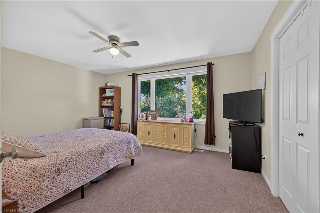 8105 Leeming Road Property Photo 26