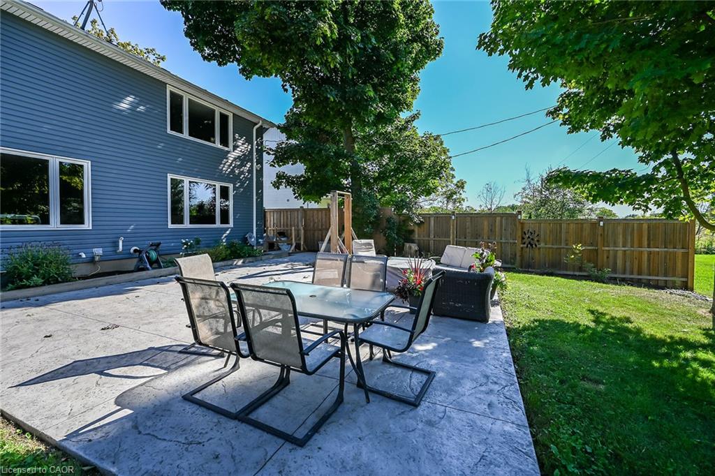 8105 Leeming Road Property Photo 37