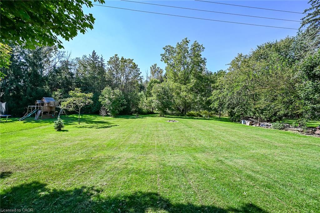8105 Leeming Road Property Photo 38