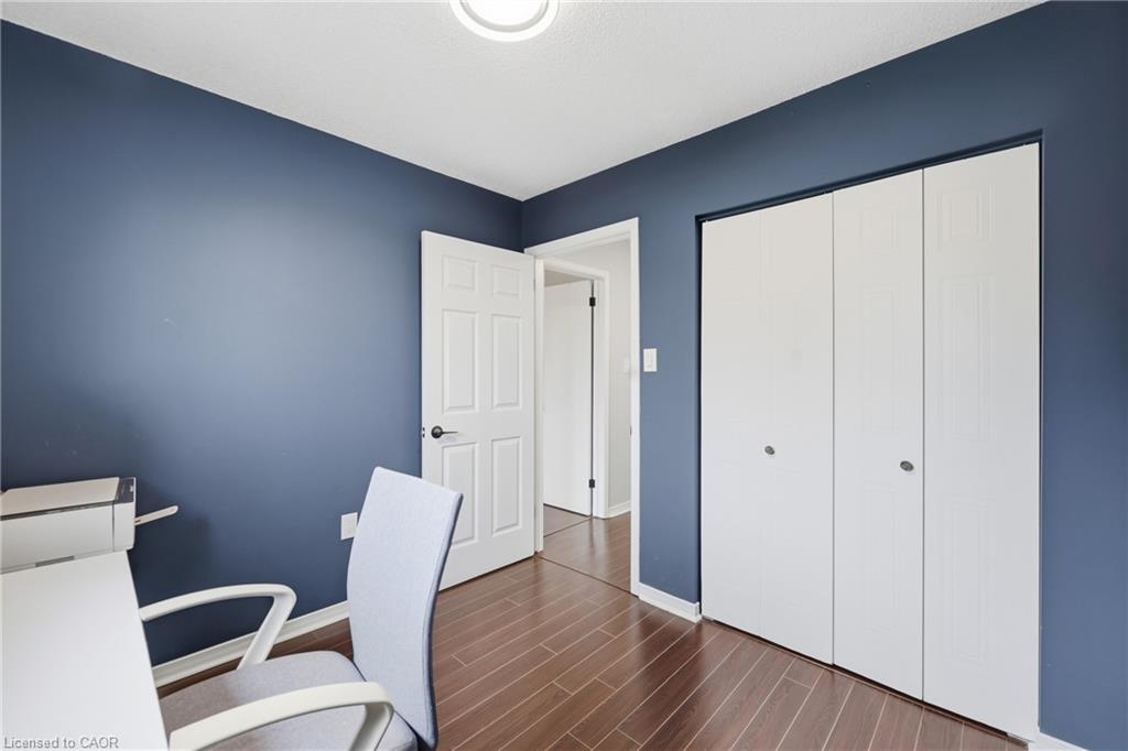 D-22 Bond Street N Property Photo 24
