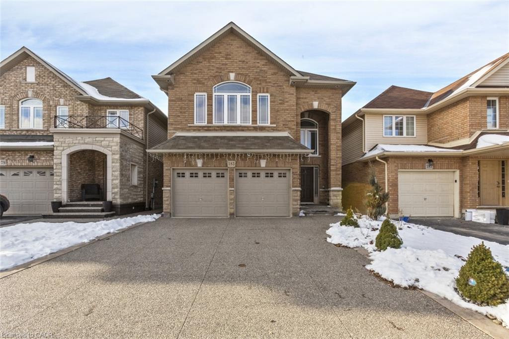 183 Pelech Crescent Property Photo 1