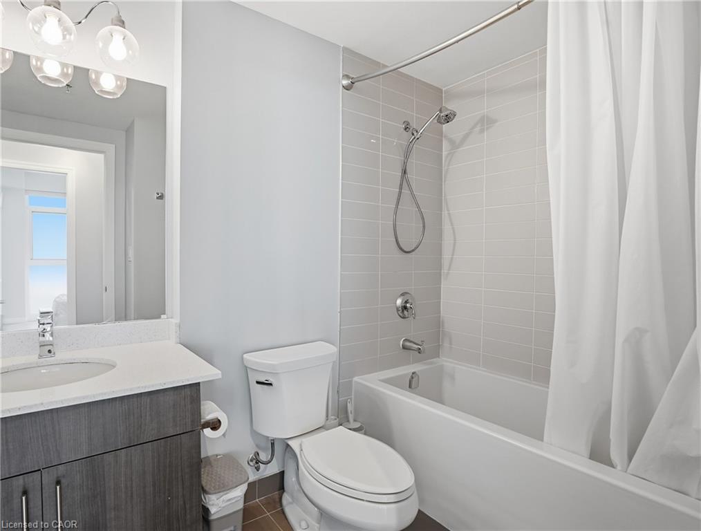 708-560 North Service Road Property Photo 8
