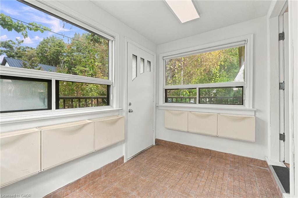 268 Troy Street Property Photo 3