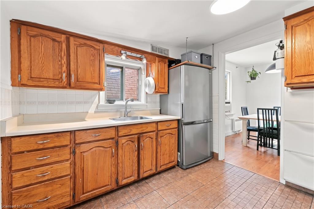 268 Troy Street Property Photo 6
