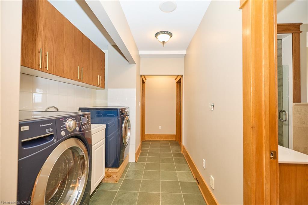 4915 King Street Property Photo 18
