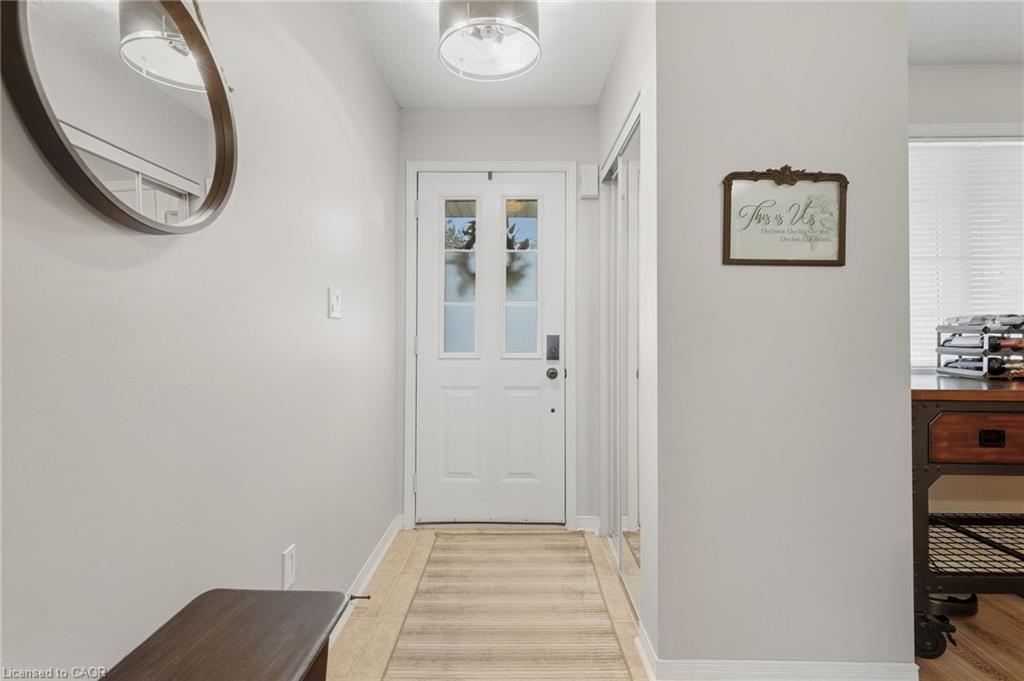 14 Kenyon Crescent Property Photo 5