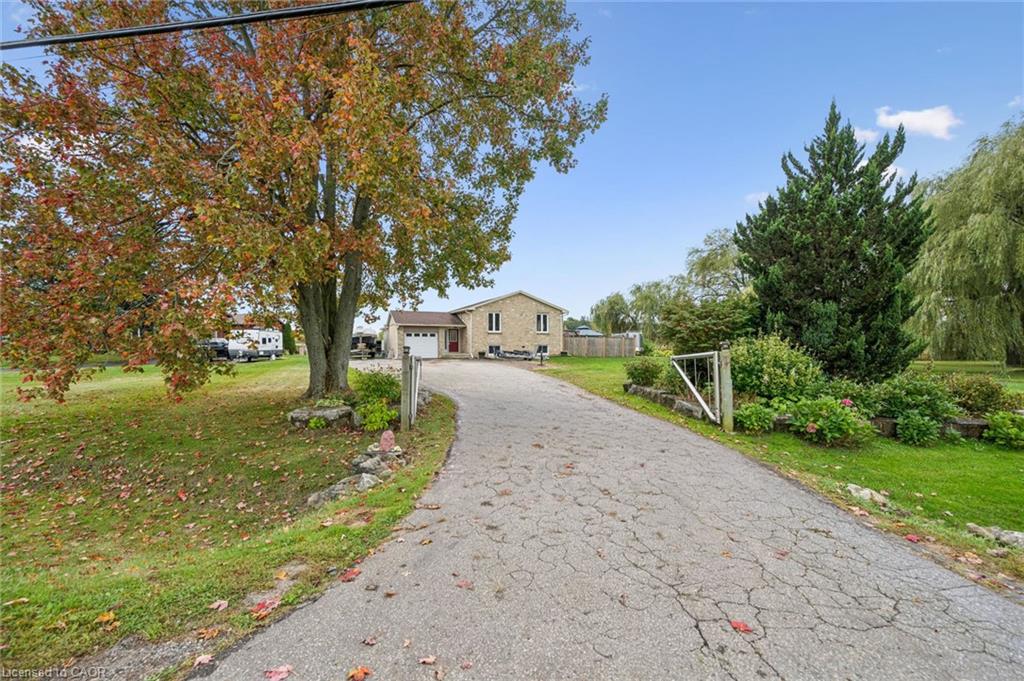 1211 Old Highway 8 Property Photo 4