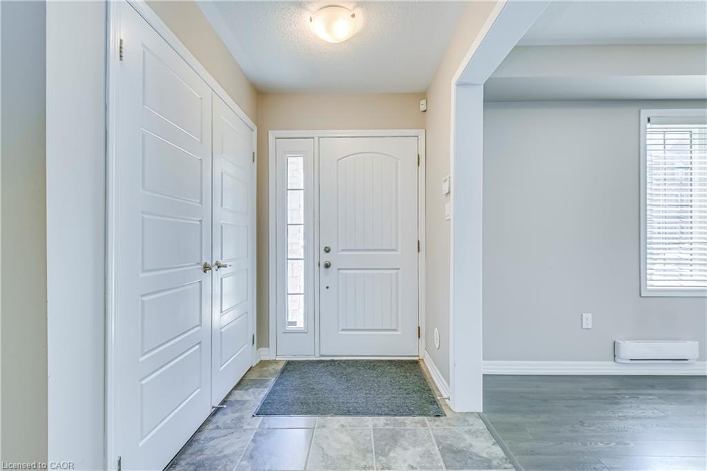 212 Ellen Davidson Drive Property Photo 3