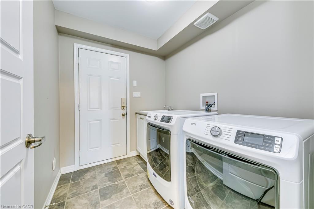 212 Ellen Davidson Drive Property Photo 8