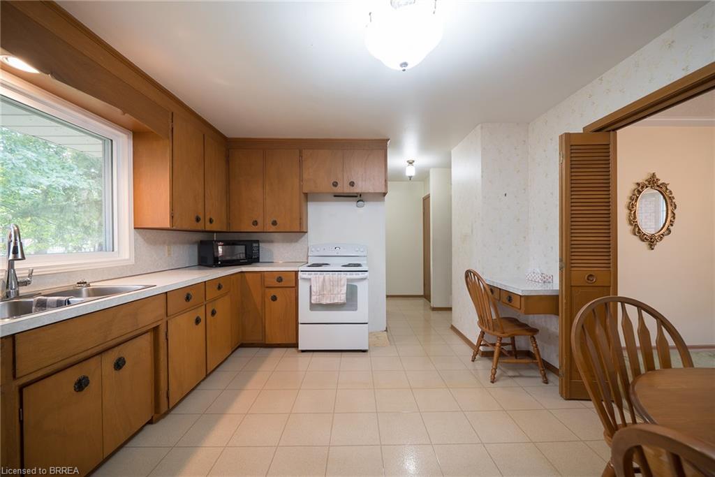 24 Japonica Crescent Property Photo 9