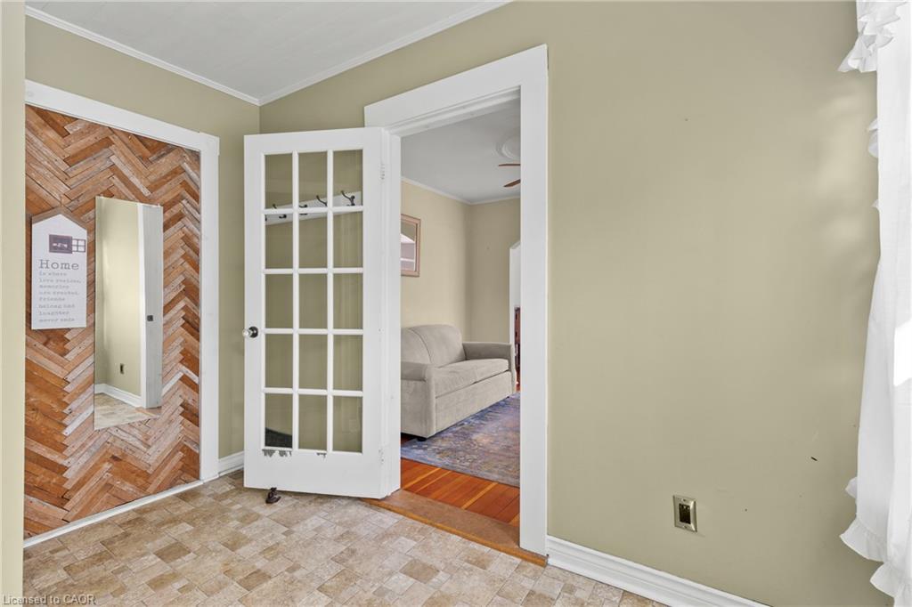 134 1/2 York Street Property Photo 4