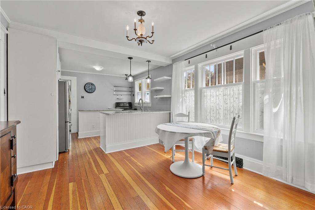 134 1/2 York Street Property Photo 8