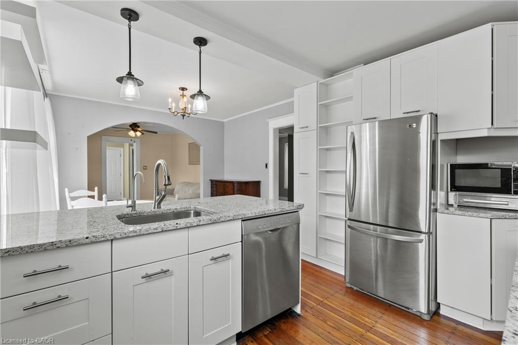 134 1/2 York Street Property Photo 13