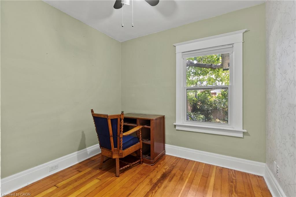 134 1/2 York Street Property Photo 16