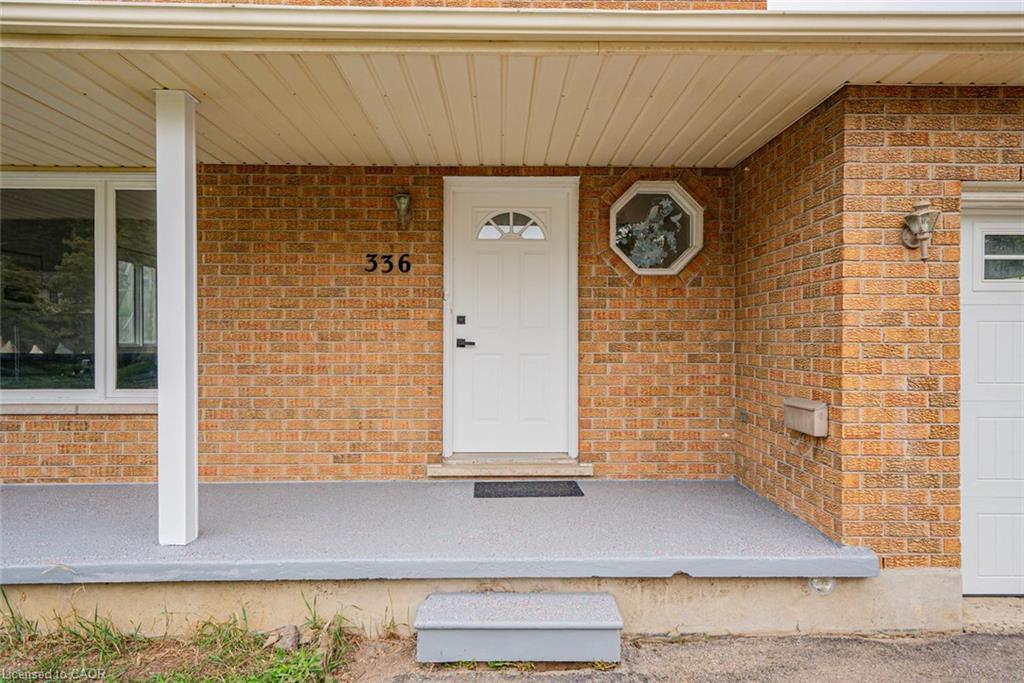 336 Imperial Road S Property Photo 4