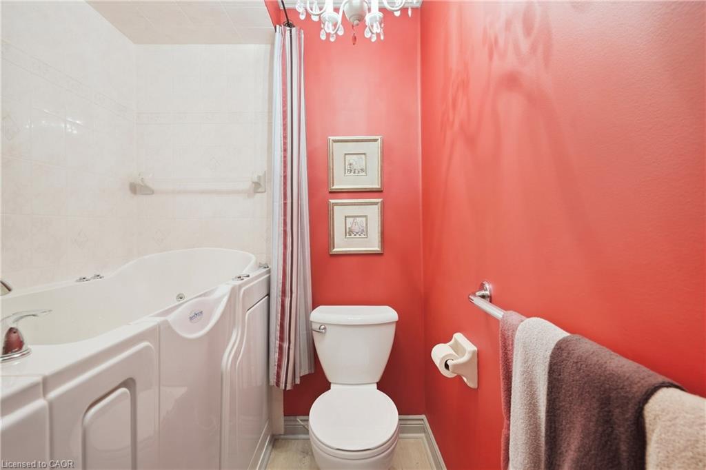 5-9 Wentworth Drive Property Photo 8