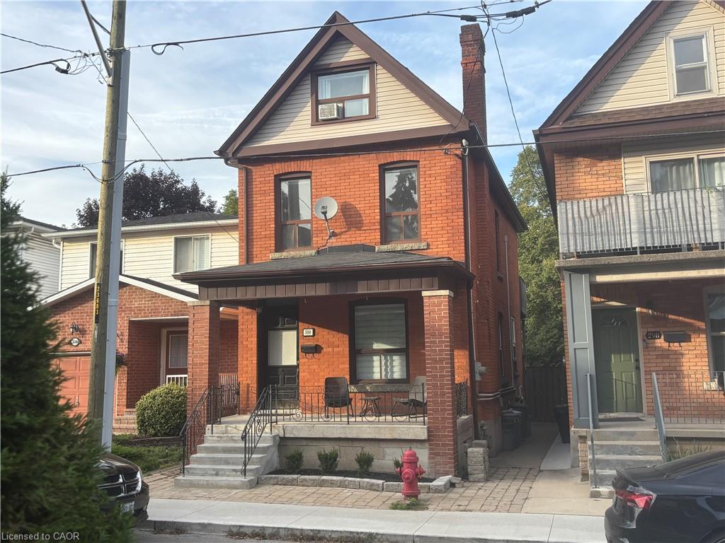 300 Bold Street Property Photo 2