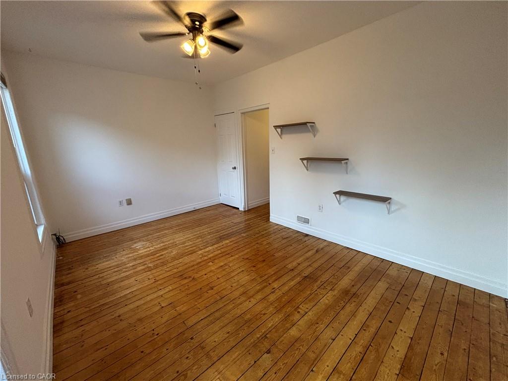 300 Bold Street Property Photo 9