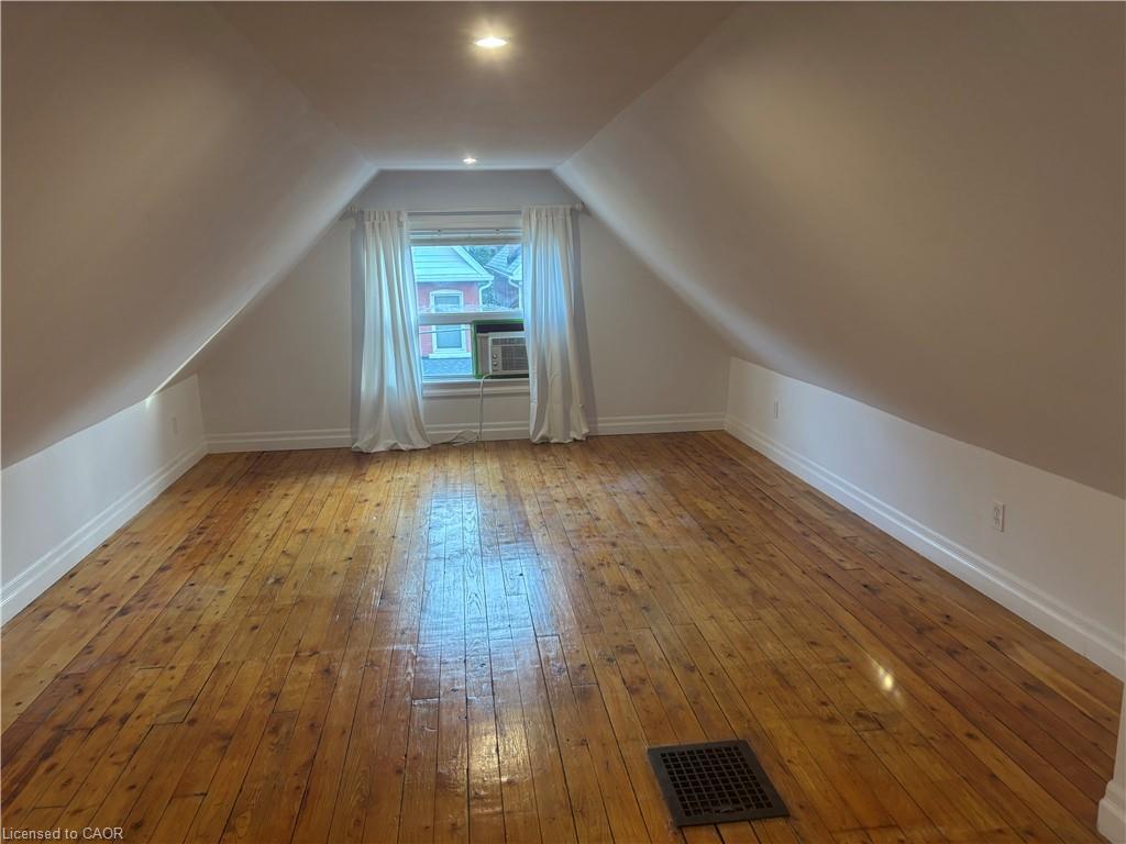 300 Bold Street Property Photo 15