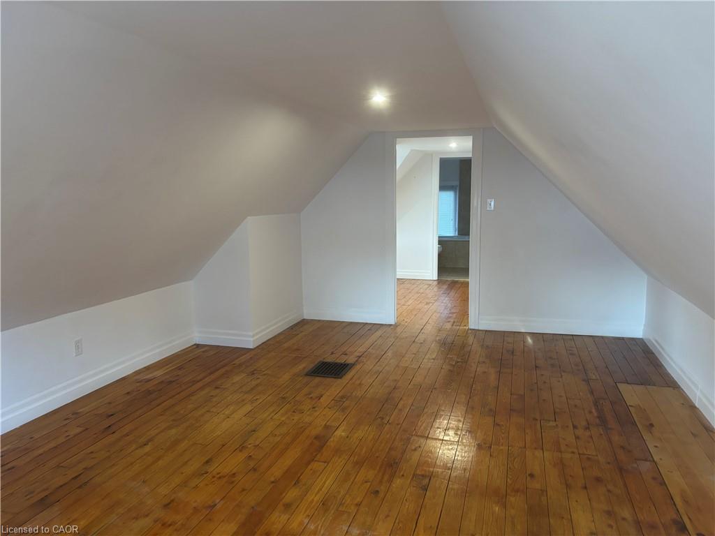 300 Bold Street Property Photo 16