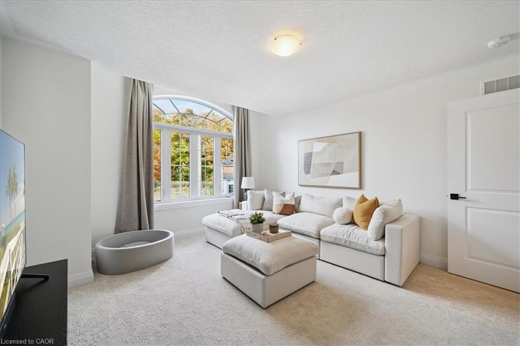 96 Nathalie Street Property Photo 30