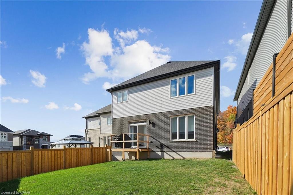 96 Nathalie Street Property Photo 37