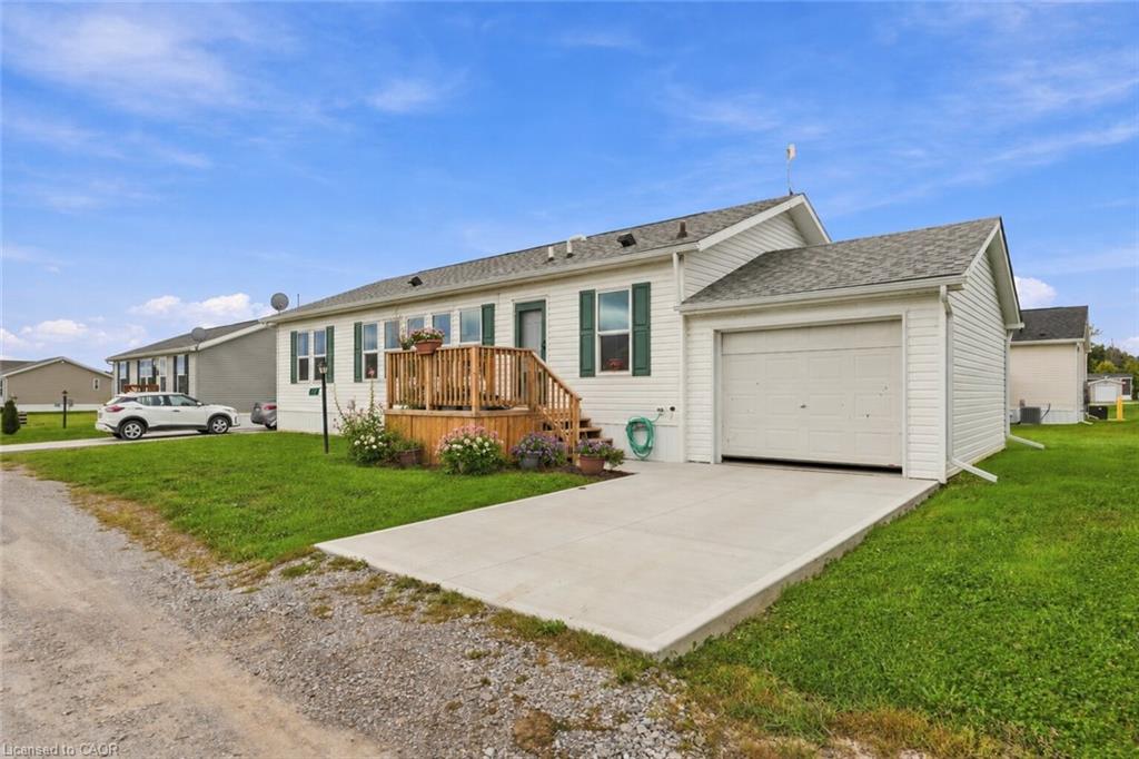17 Bent Willow Court Property Photo 1