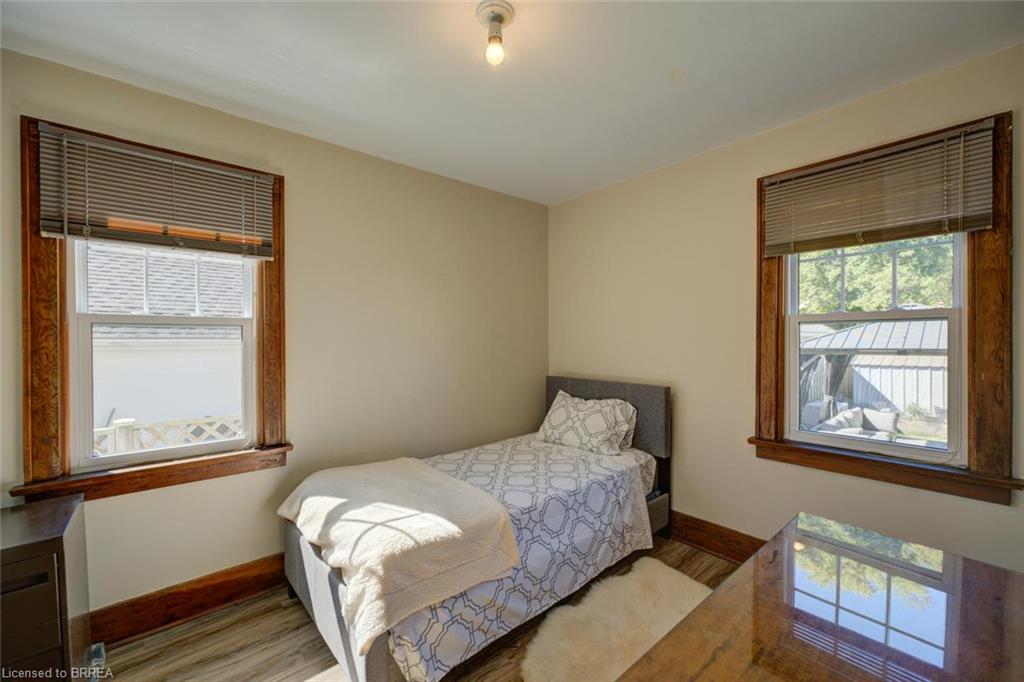 15 Lyndsay Street Property Photo 18