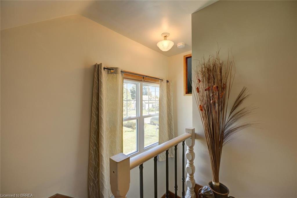 15 Lyndsay Street Property Photo 19