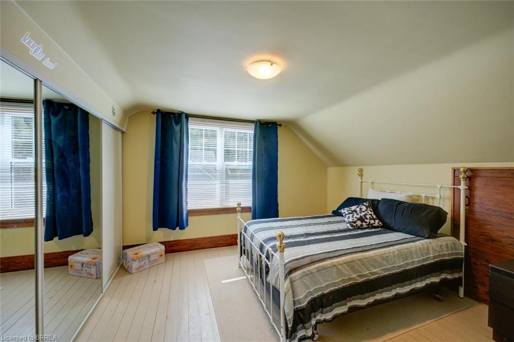 15 Lyndsay Street Property Photo 23