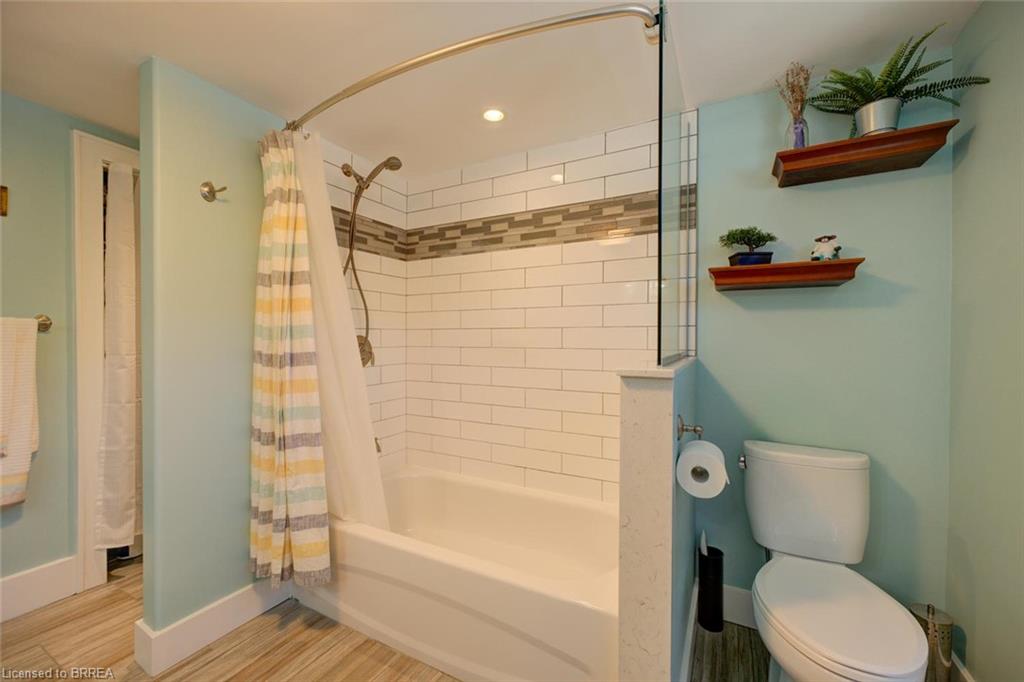 15 Lyndsay Street Property Photo 27
