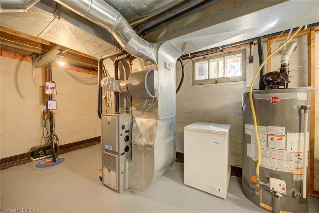 15 Lyndsay Street Property Photo 36