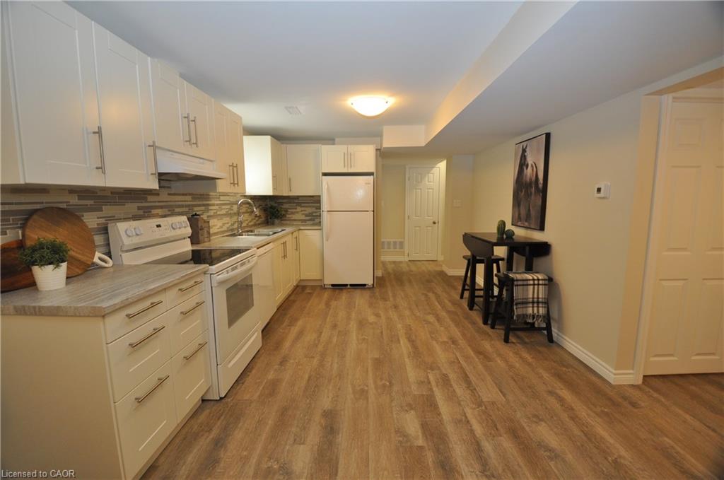 721 Limeridge Road E Property Photo 3