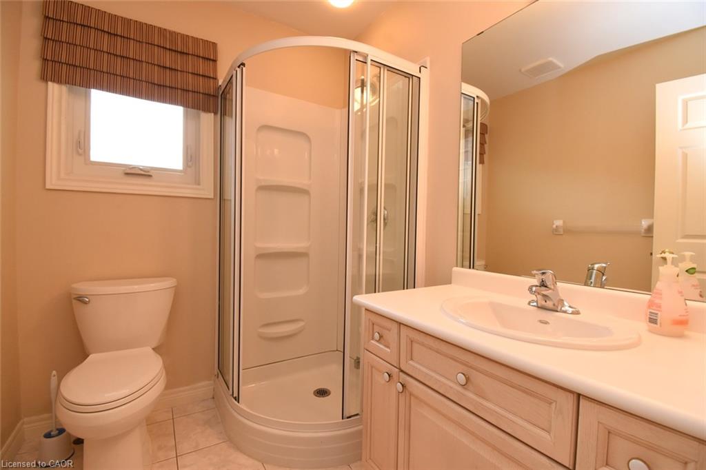 715 Bateman Court Property Photo 34
