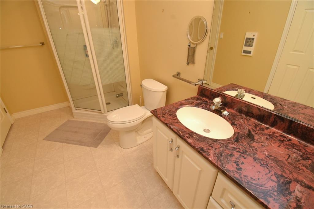 715 Bateman Court Property Photo 37
