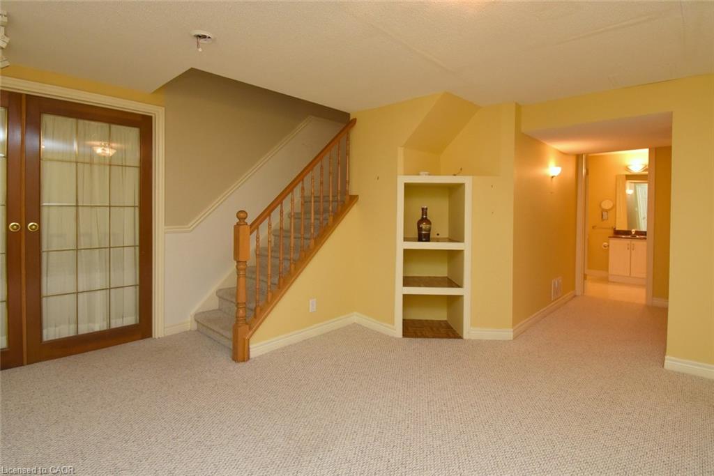 715 Bateman Court Property Photo 41