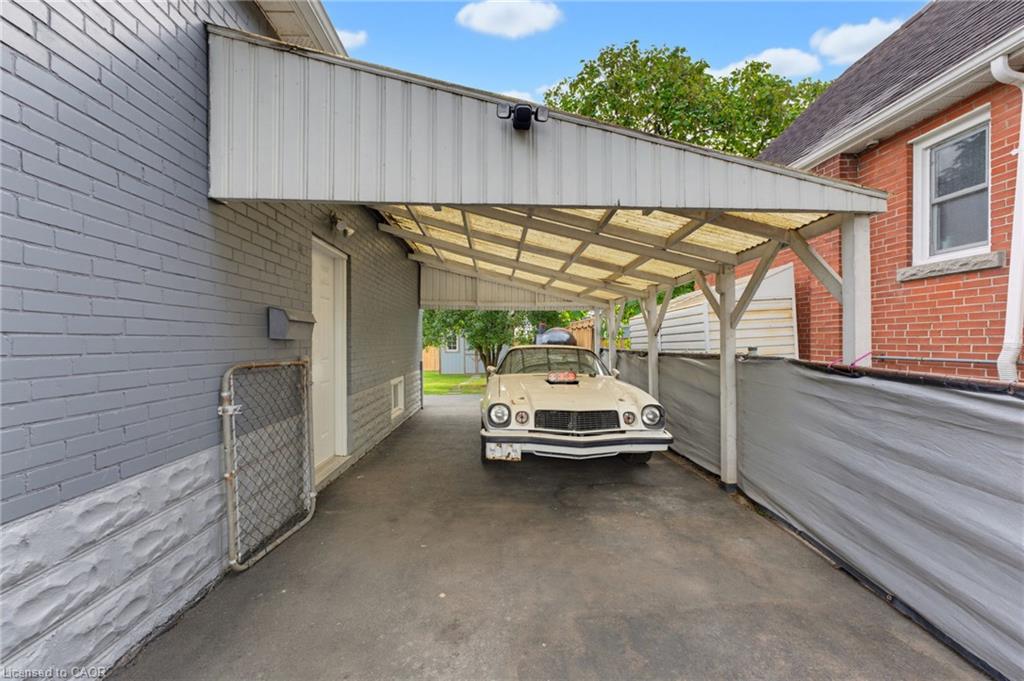 551 Upper Sherman Avenue Property Photo 4