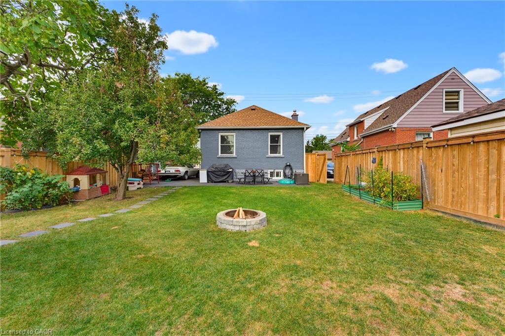 551 Upper Sherman Avenue Property Photo 25