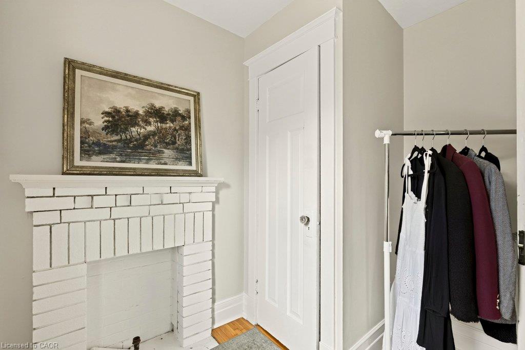 243 Grosvenor Avenue S Property Photo 35