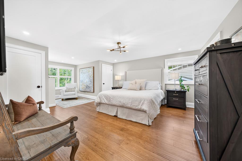 385 Rosslyn Drive Property Photo 25