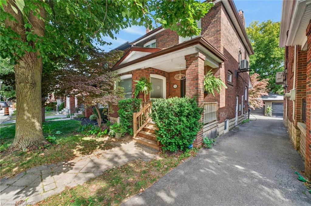 19 Belle Ayre Boulevard Property Photo 1