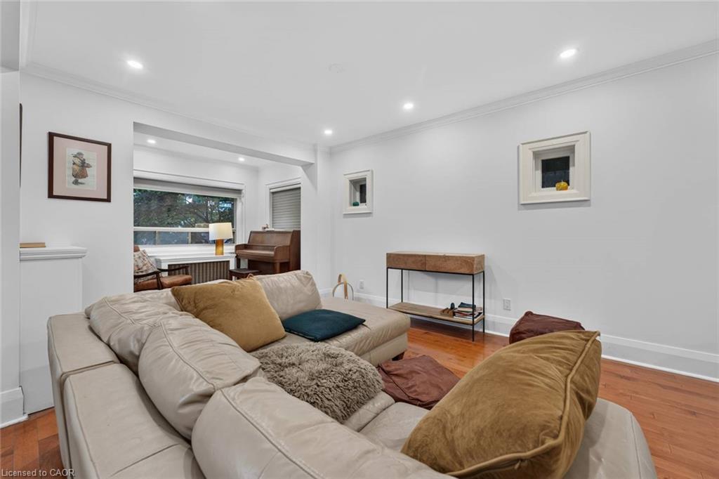 19 Belle Ayre Boulevard Property Photo 2