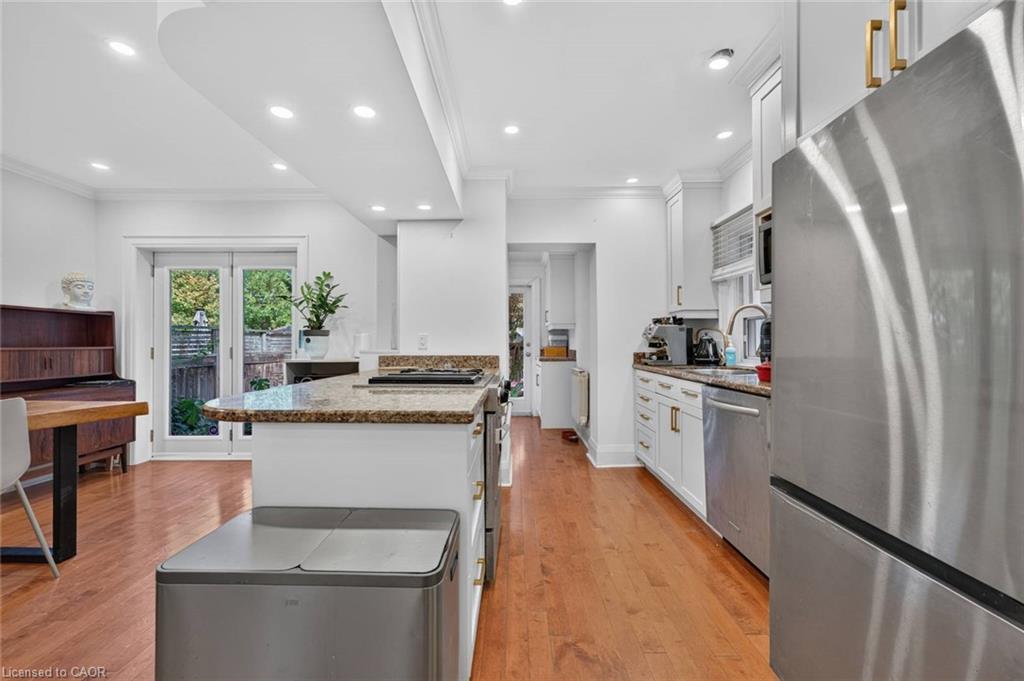 19 Belle Ayre Boulevard Property Photo 8